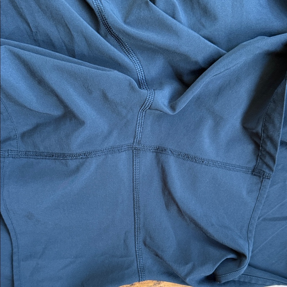 Women's Athletic Lululemon Shorts in Black - Picture 6 of 6